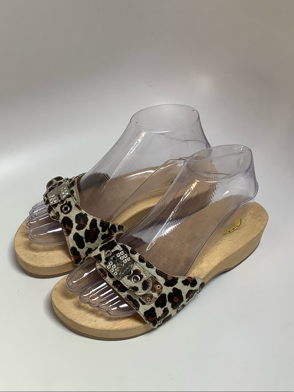 Vintage 90’s Y2K Dr. Scholl's Leopard Print Wooden Slide Sandals Size 7